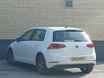 Used Volkswagen Golf 2018 for sale - 78669681: Photo