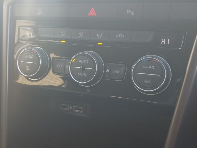 Used Volkswagen T-Roc 2018 for sale - 77832256: Photo 14