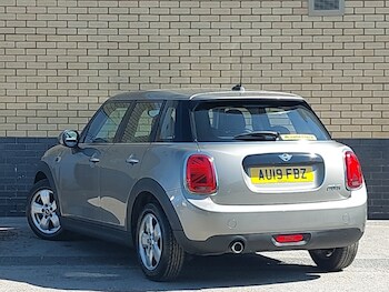 Used MINI Hatch 2019 for sale - 78369493: Photo