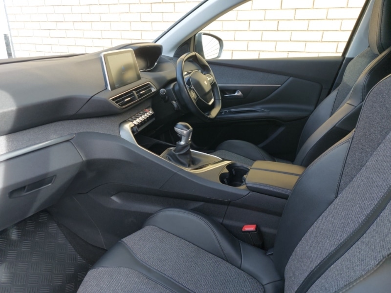 Used Peugeot 3008 2019 for sale - 77580441: Photo 5