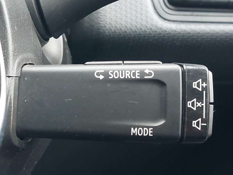 Used Renault Clio 2019 for sale - 78093588: Photo 17