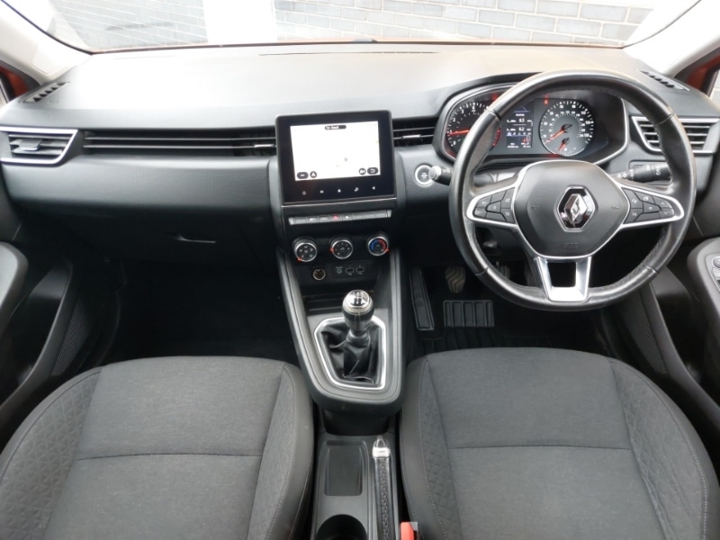 Used Renault Clio 2019 for sale - 78093588: Photo 2
