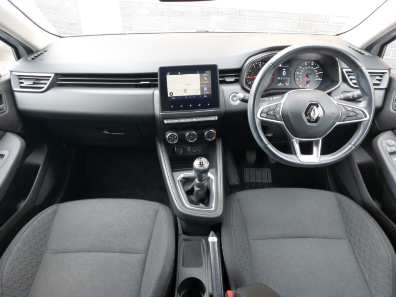 Used Renault Clio 2020 for sale - 78093598: Photo 2