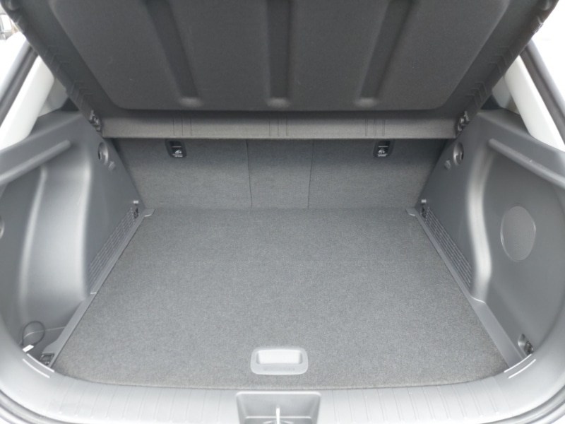 Used Hyundai KONA 2025 for sale - 76440235: Photo 8