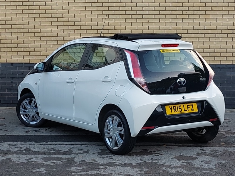 Used Toyota AYGO 2015 for sale - 76695979: Photo 3