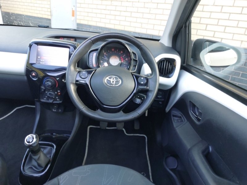 Used Toyota AYGO 2015 for sale - 76695979: Photo 7