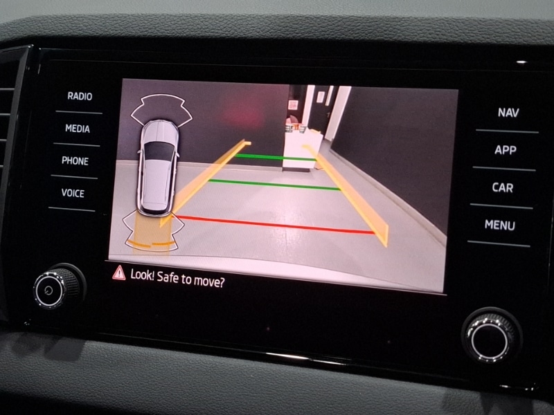 Used Skoda Karoq 2024 for sale - 76465472: Photo 11