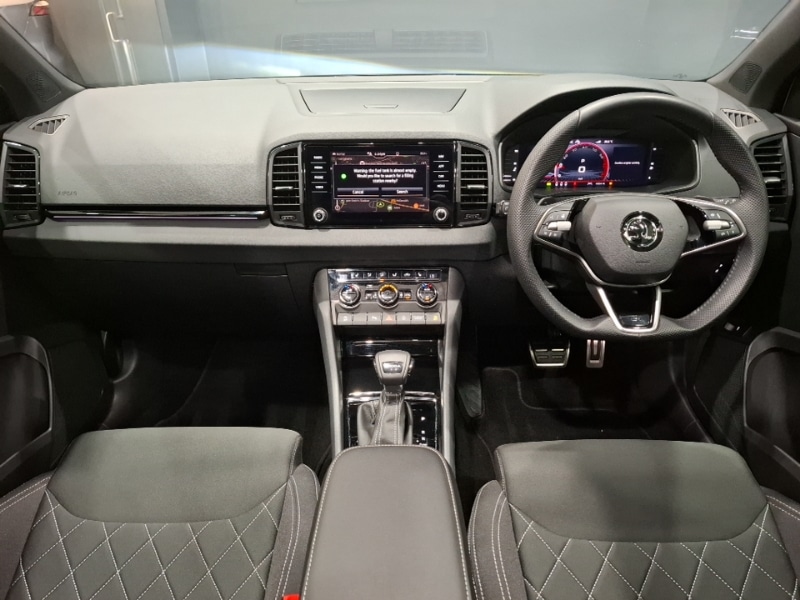 Used Skoda Karoq 2024 for sale - 76465472: Photo 2