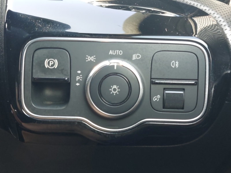 Used Mercedes-Benz A-Class 2019 for sale - 78163976: Photo 16