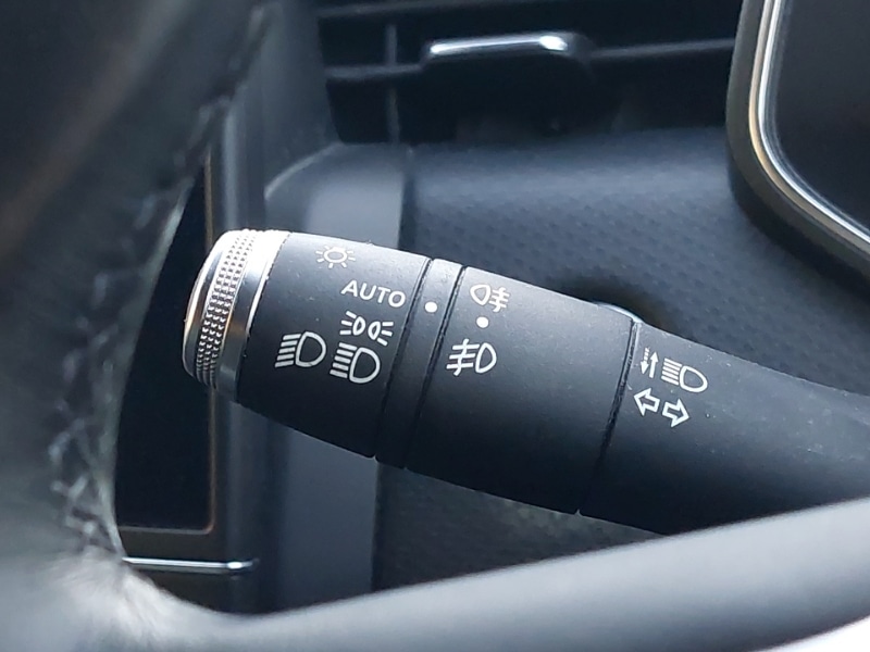 Used Renault Clio 2020 for sale - 76741814: Photo 19