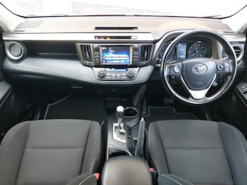 Used Toyota RAV4 2018 for sale - 79164690: Photo