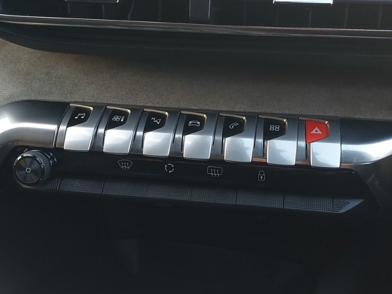 Used Peugeot 3008 2022 for sale - 77265657: Photo 16