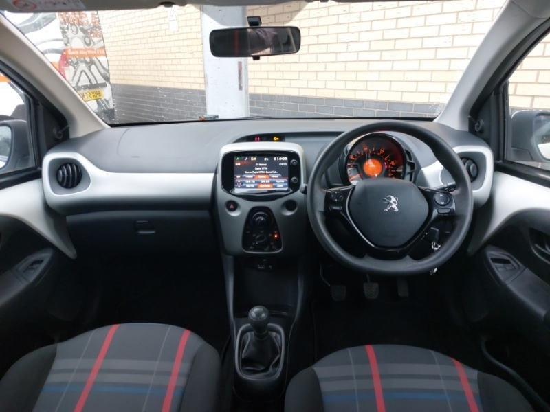Used Peugeot 108 2014 for sale - 77419356: Photo 2