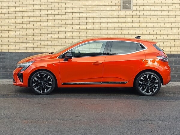 Used Renault Clio 2025 for sale - 76335964: Photo 4