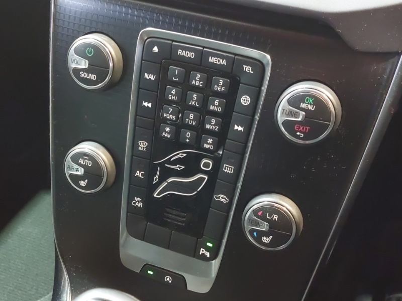 Used Volvo V40 2018 for sale - 76839202: Photo 15