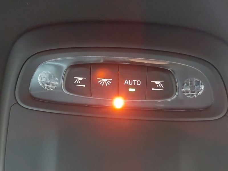 Used Volvo V40 2018 for sale - 76839202: Photo 19