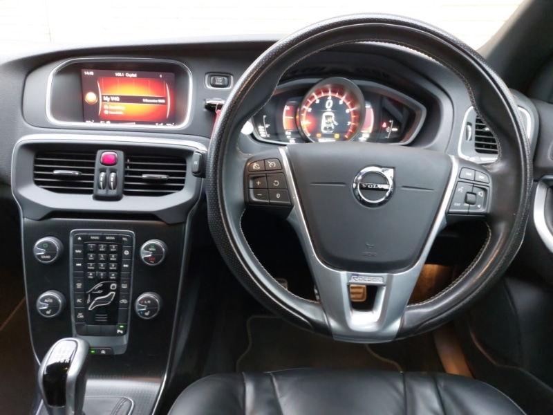 Used Volvo V40 2018 for sale - 76839202: Photo 7