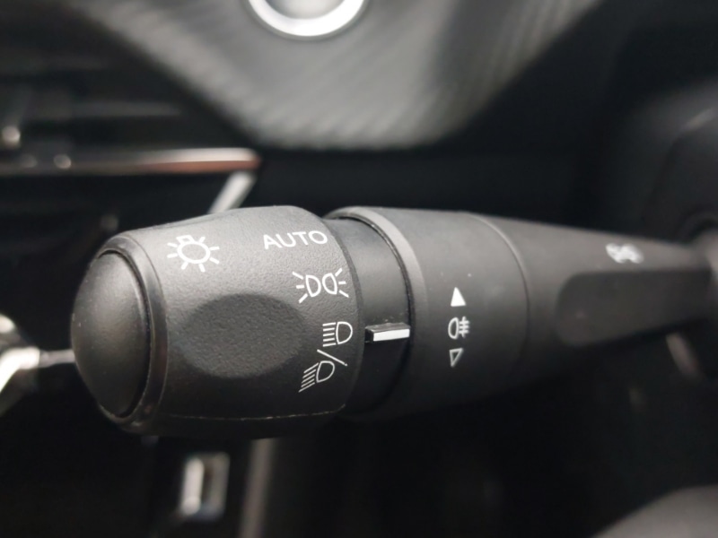 Used Peugeot 2008 2022 for sale - 77509049: Photo 17