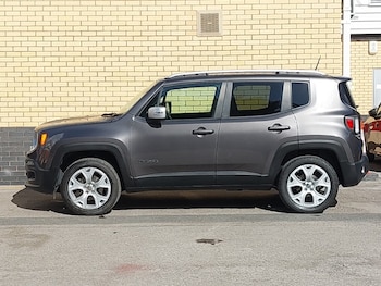 Used Jeep Renegade 2016 for sale - 75976465: Photo