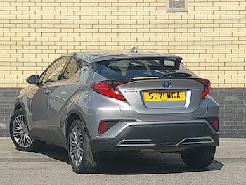 Used Toyota C-HR 2021 for sale - 78675031: Photo