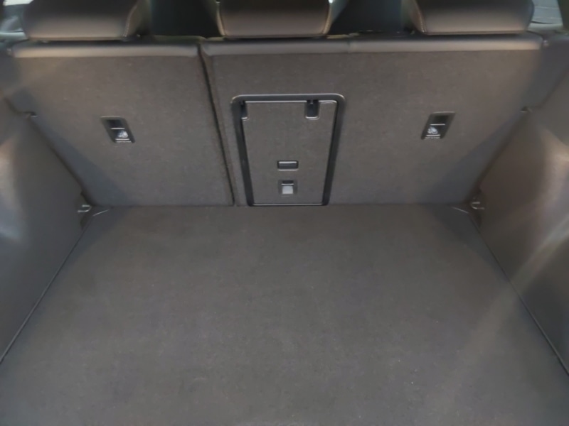 Used Ford Explorer 2025 for sale - 76827171: Photo 8