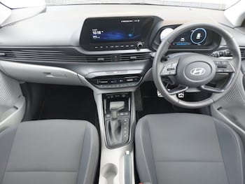 Used Hyundai BAYON 2024 for sale - 76695969: Photo