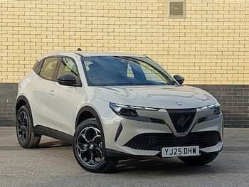 Used Alfa Romeo Junior 2025 for sale - 75386469: Photo