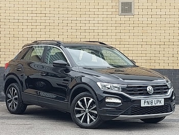 Used Volkswagen T-Roc 2018 for sale - 78511224: Photo