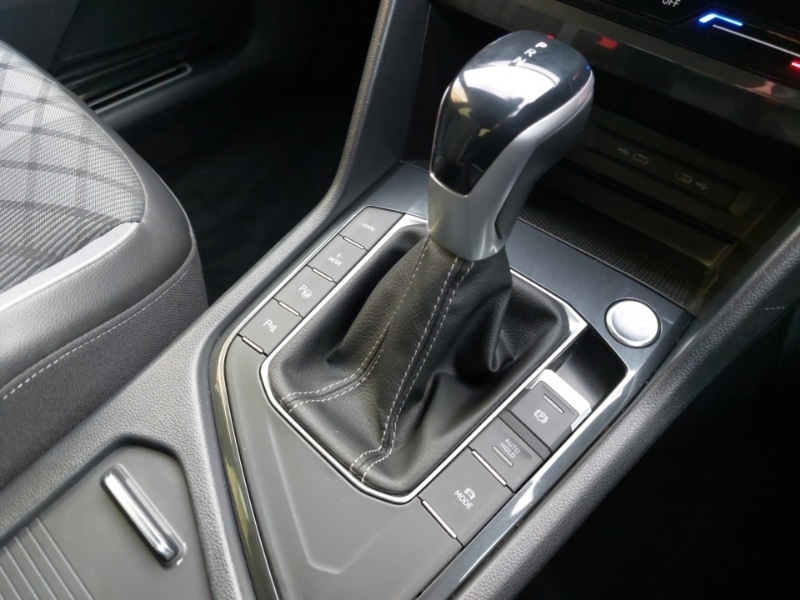 Used Volkswagen Tiguan 2023 for sale - 77197636: Photo 16