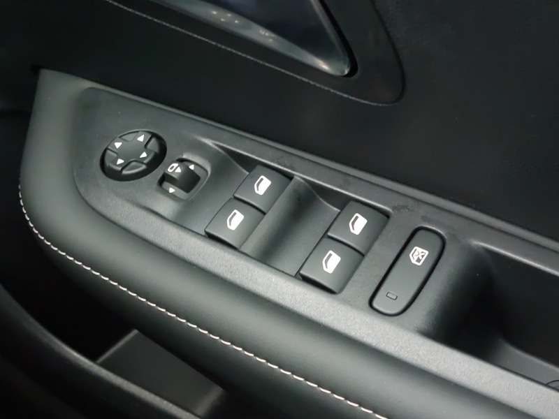 Used Peugeot 208 2025 for sale - 76885521: Photo 19