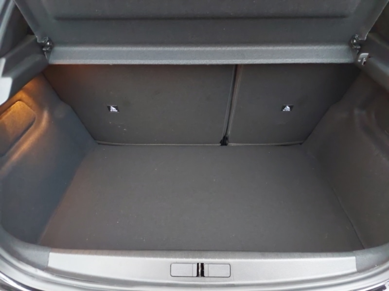 Used Peugeot 208 2025 for sale - 76885521: Photo 8