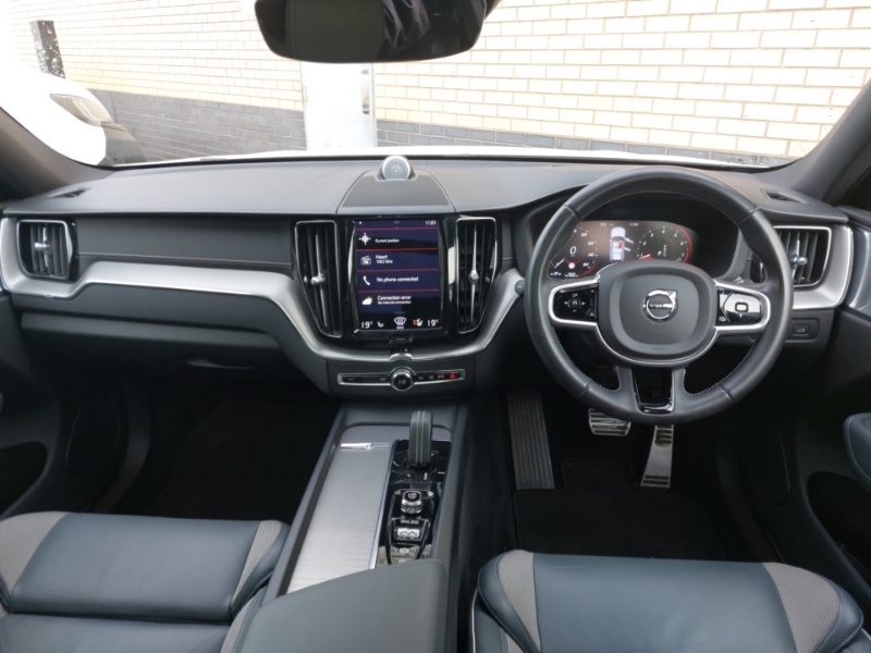 Used Volvo XC60 2021 for sale - 77141316: Photo 2