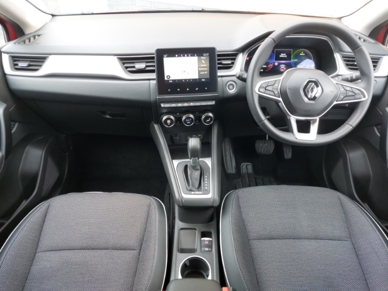 Used Renault Captur 2023 for sale - 77466276: Photo 2