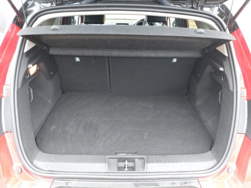 Used Renault Captur 2023 for sale - 77466276: Photo 8