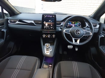 Used Renault Captur 2023 for sale - 76736946: Photo