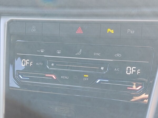 Used Volkswagen T-Roc 2022 for sale - 76116534: Photo 14