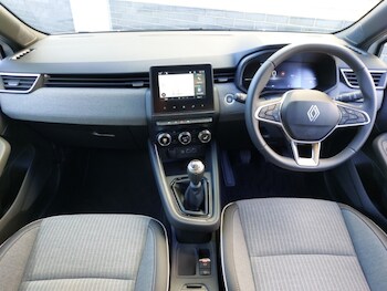 Used Renault Clio 2024 for sale - 78337214: Photo