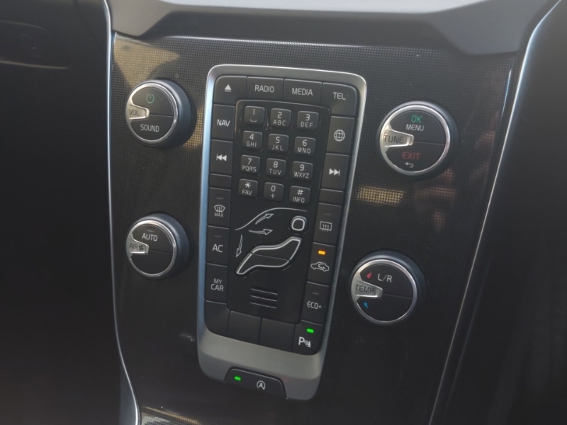 Used Volvo V40 2019 for sale - 76741809: Photo 14