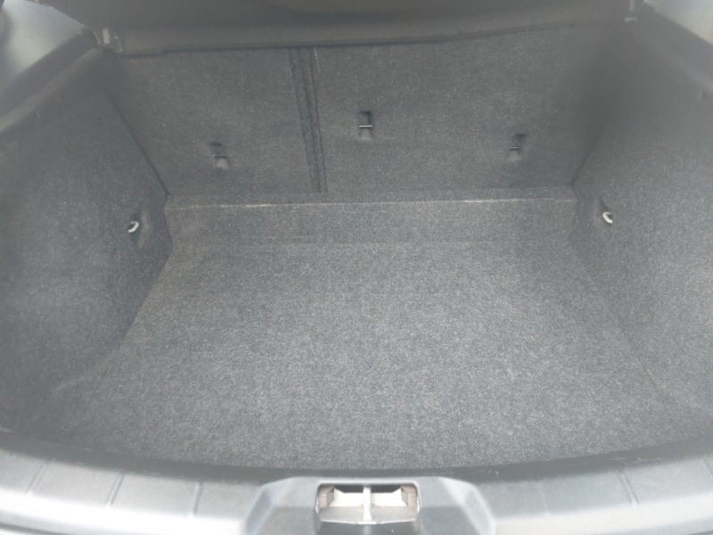 Used Volvo V40 2019 for sale - 76741809: Photo 8