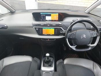 Used Citroen C4 Picasso 2017 for sale - 79592004: Photo