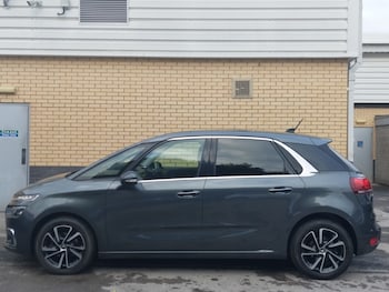 Used Citroen C4 Picasso 2017 for sale - 79592004: Photo