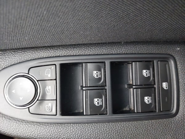 Used Renault Clio 2023 for sale - 76208525: Photo 17
