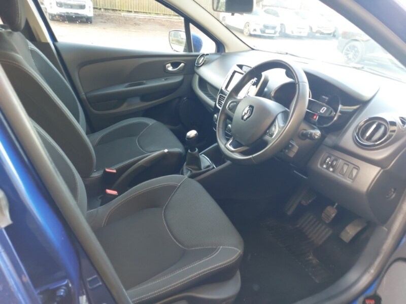 Used Renault Clio 2018 for sale - 77352765: Photo 11
