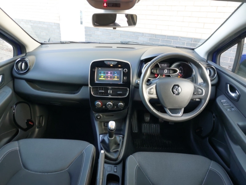Used Renault Clio 2018 for sale - 77352765: Photo 2