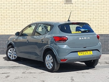 Used Dacia Sandero 2023 for sale - 75476728: Photo