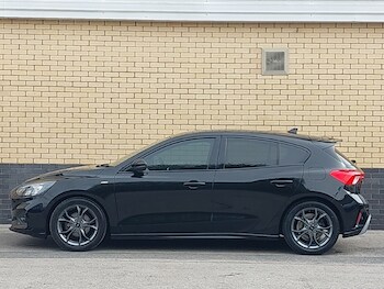 Used Ford Focus 2020 for sale - 78203436: Photo