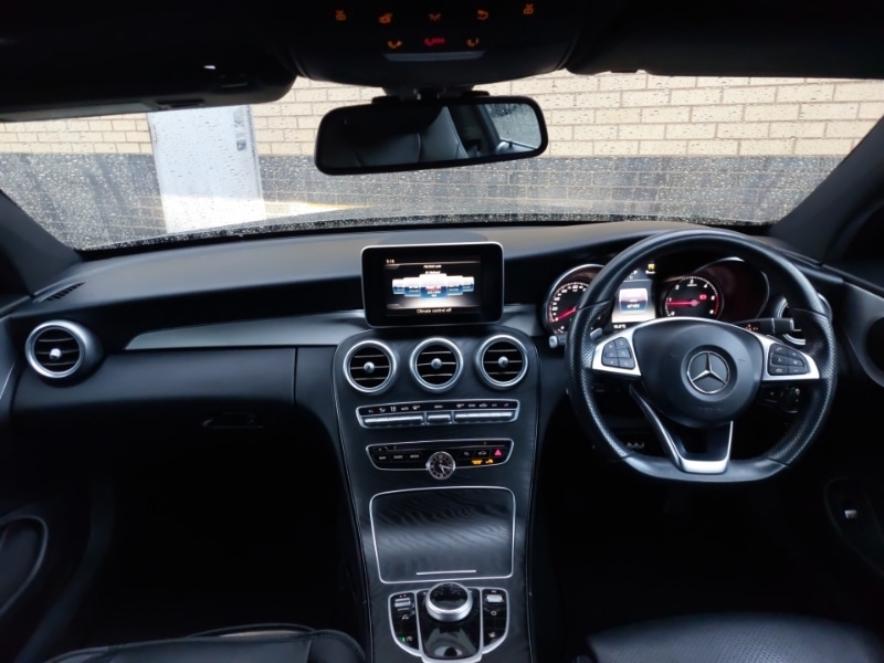 Used Mercedes-Benz C Class 2018 for sale - 76759002: Photo 2