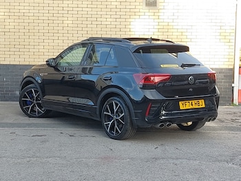 Used Volkswagen T-Roc 2024 for sale - 76408264: Photo