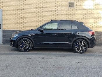 Used Volkswagen T-Roc 2024 for sale - 76408264: Photo