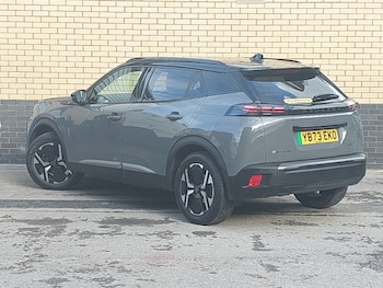 Used Peugeot 2008 2023 for sale - 76358903: Photo